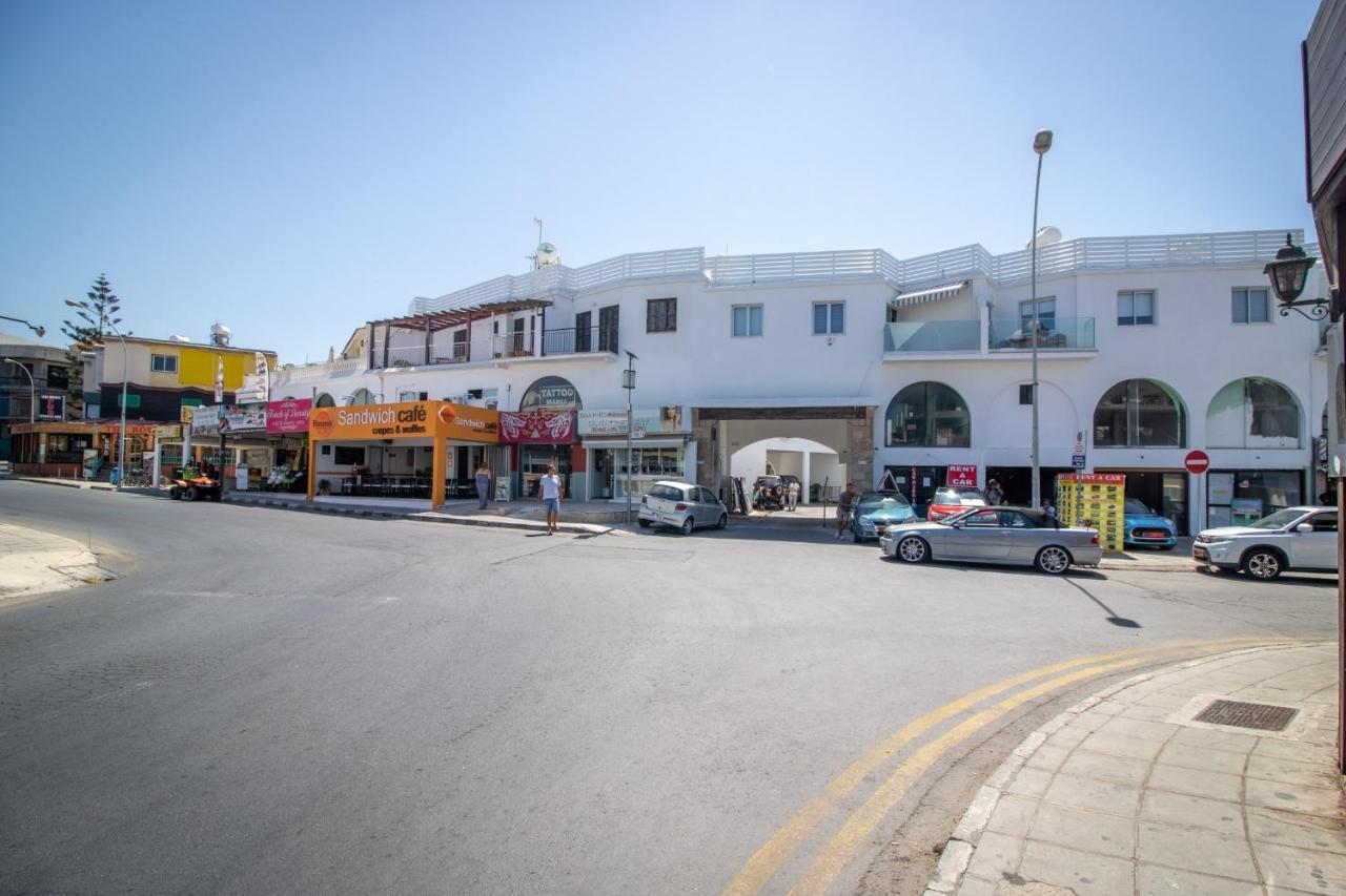 Light House - Seafront Cosy Studio With Library Paphos Extérieur photo